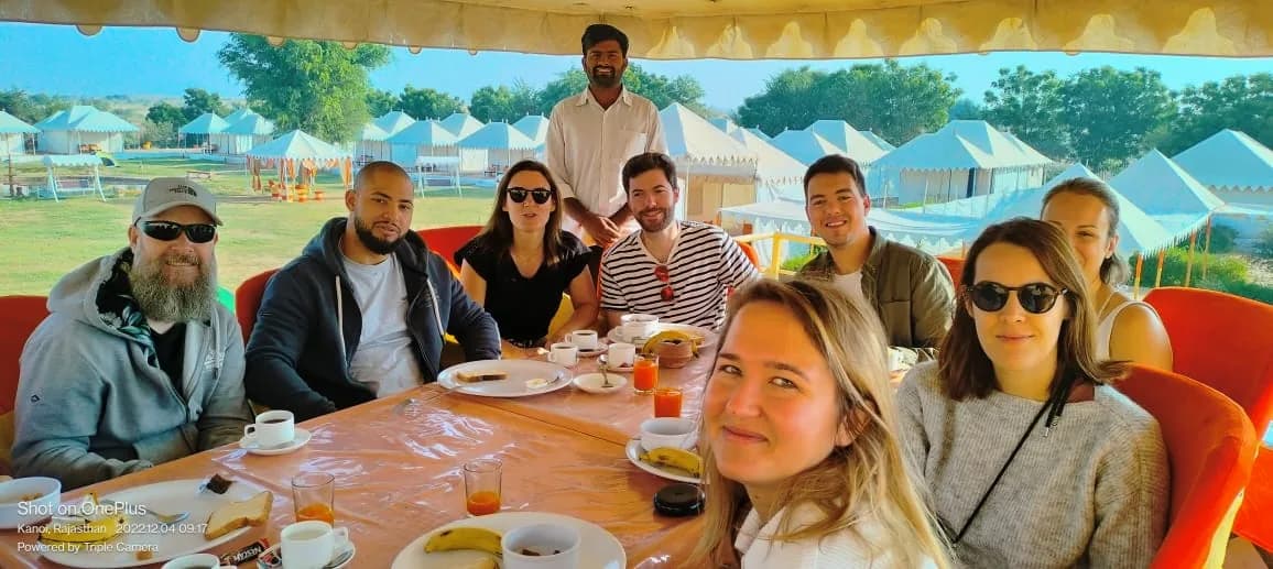 Guests at lunch